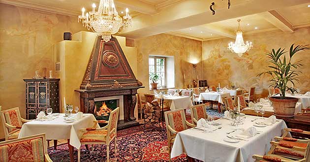 Urlaub im 4-Sterne-Schlosshotel in der Südpfalz, Kurzurlaub an der Weinstraße
