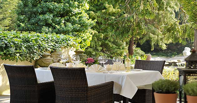 Urlaub im 4-Sterne-Schlosshotel in der Sdpfalz, Kurzurlaub an der Weinstrae